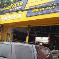 Mạnh lốp ô tô