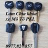 Tới sửa khóa